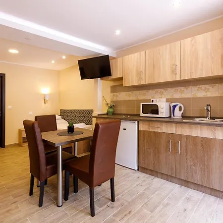 Panzio Bed & Breakfast