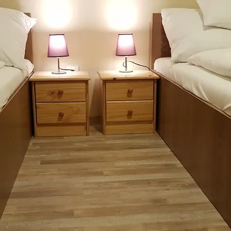 Panzio Bed & Breakfast 3*